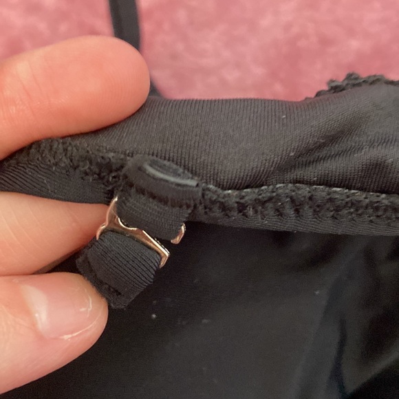 Black Two piece swimsuit - Picture 8 of 12